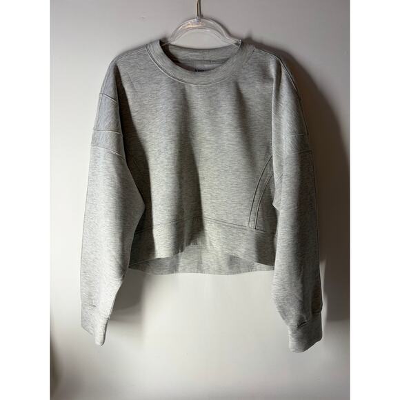 Abercrombie & Fitch Tops - Abercrombie & Fitch YPB NeoKnit Grey Crewneck Crop Sweatshirt Size XL (read)